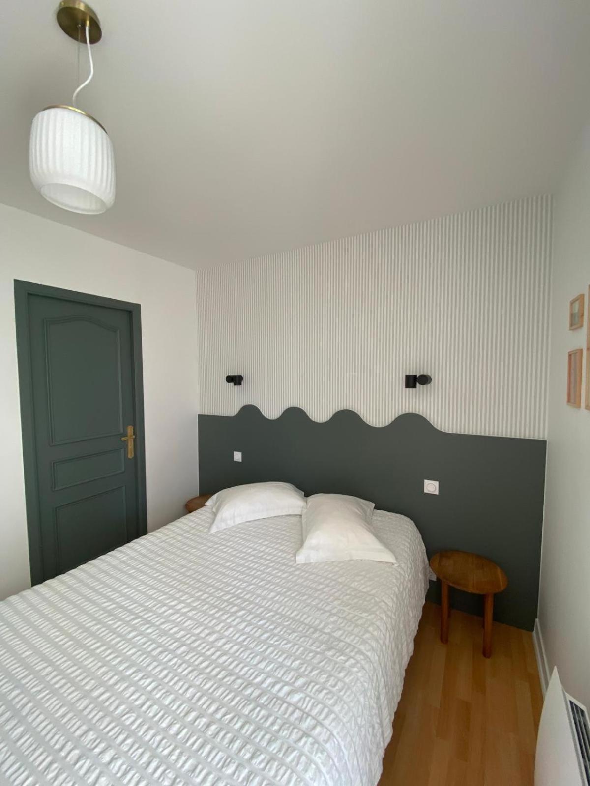 Hotel Les Voisins Beaucemaine Ploufragan 객실 사진